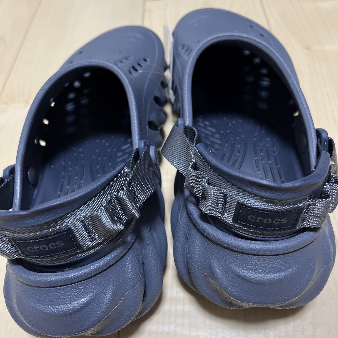 echo clog crocsサンダル