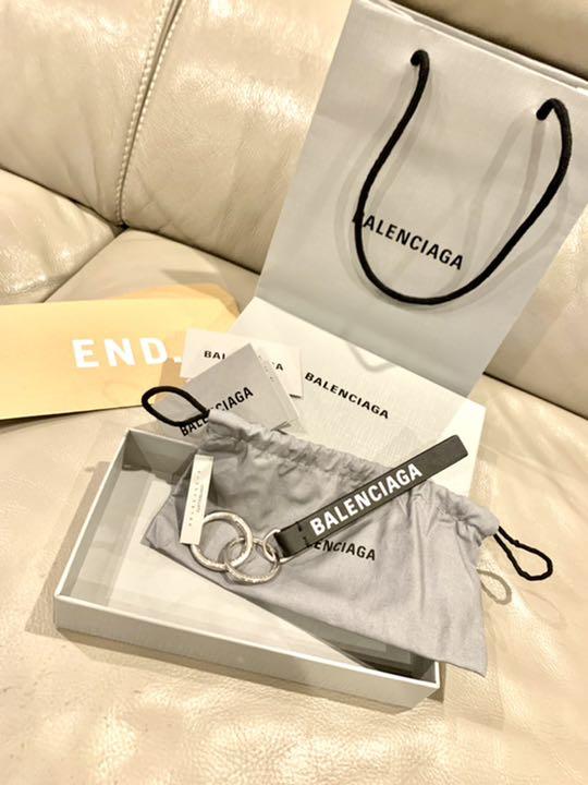 バレンシアガエブリデイキーリングキーホルダーBALENCIAGAキーケース