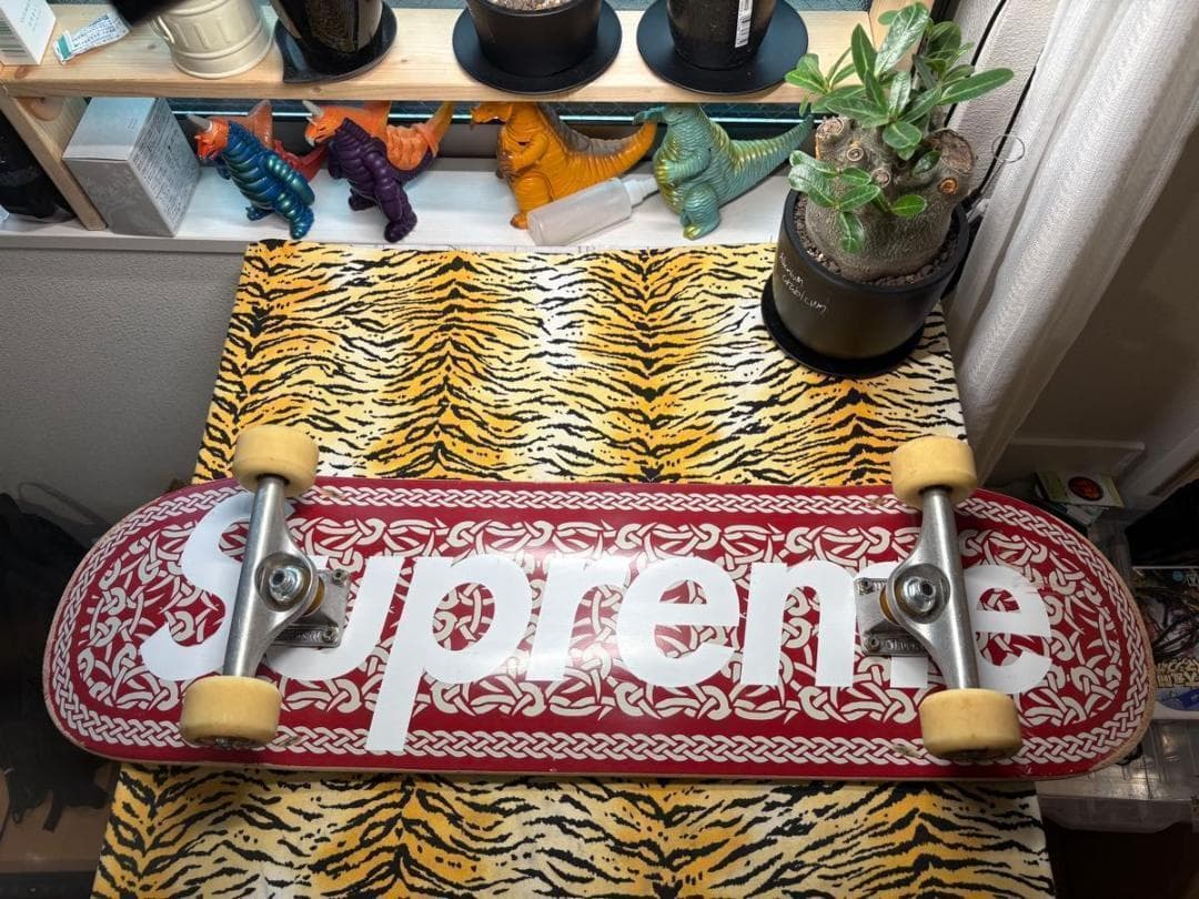 週末限定価格　すぐ滑れます　Supreme コンプリートセット