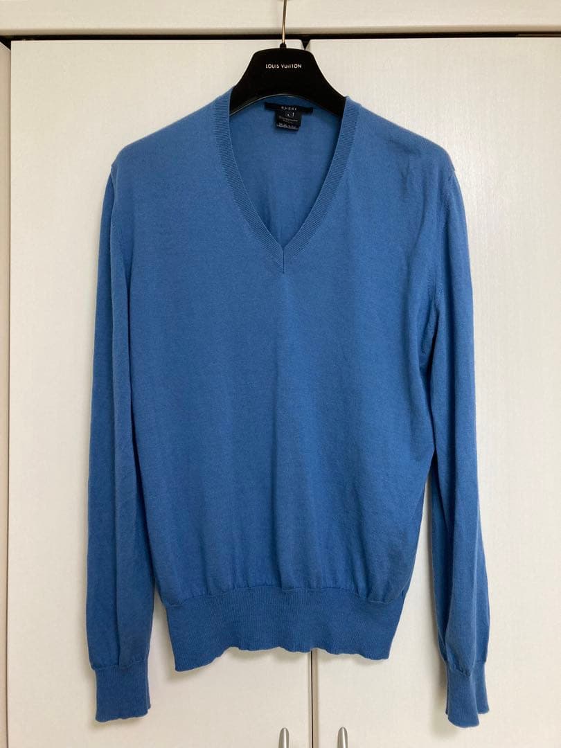 ☆新品未使用☆ GUCCI カシミア、シルク　Vネックセーター 長袖