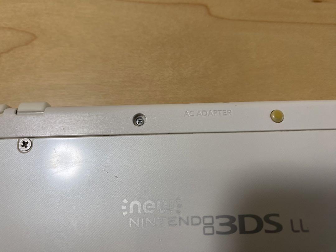 Newニンテンドー3DS LL パールホワイト　上画面IPS液晶