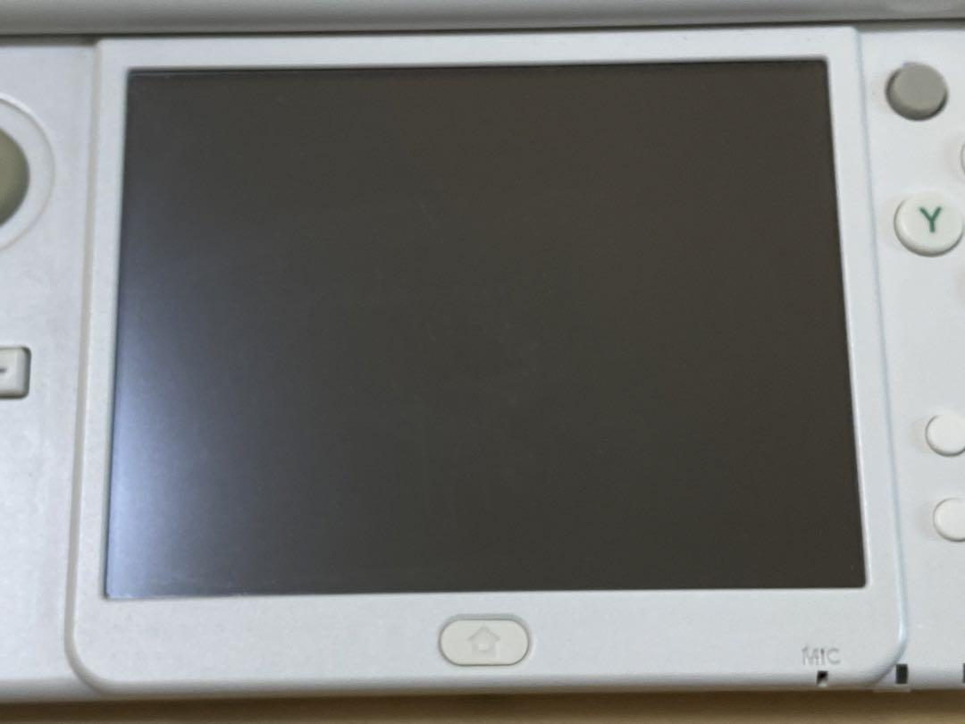 Newニンテンドー3DS LL パールホワイト　上画面IPS液晶