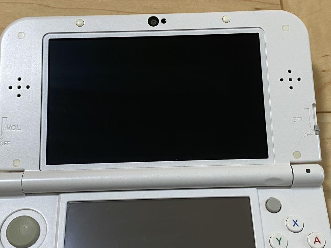 Newニンテンドー3DS LL パールホワイト　上画面IPS液晶