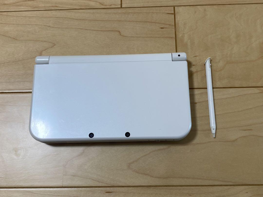 Newニンテンドー3DS LL パールホワイト　上画面IPS液晶