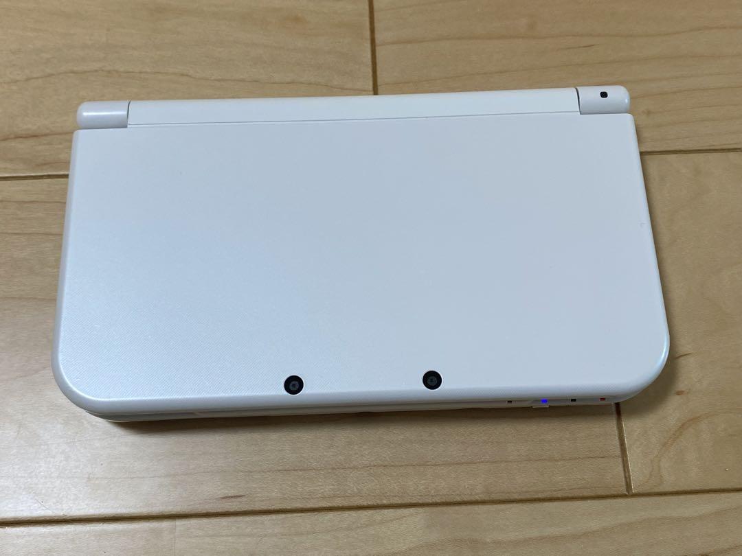 Newニンテンドー3DS LL パールホワイト　上画面IPS液晶