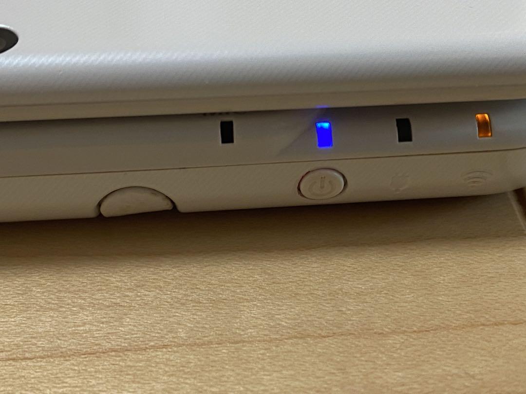 Newニンテンドー3DS LL パールホワイト　上画面IPS液晶