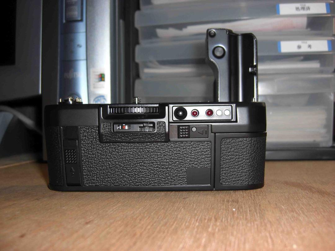 NikonF3HP&専用モードラMD-4、元箱付美品