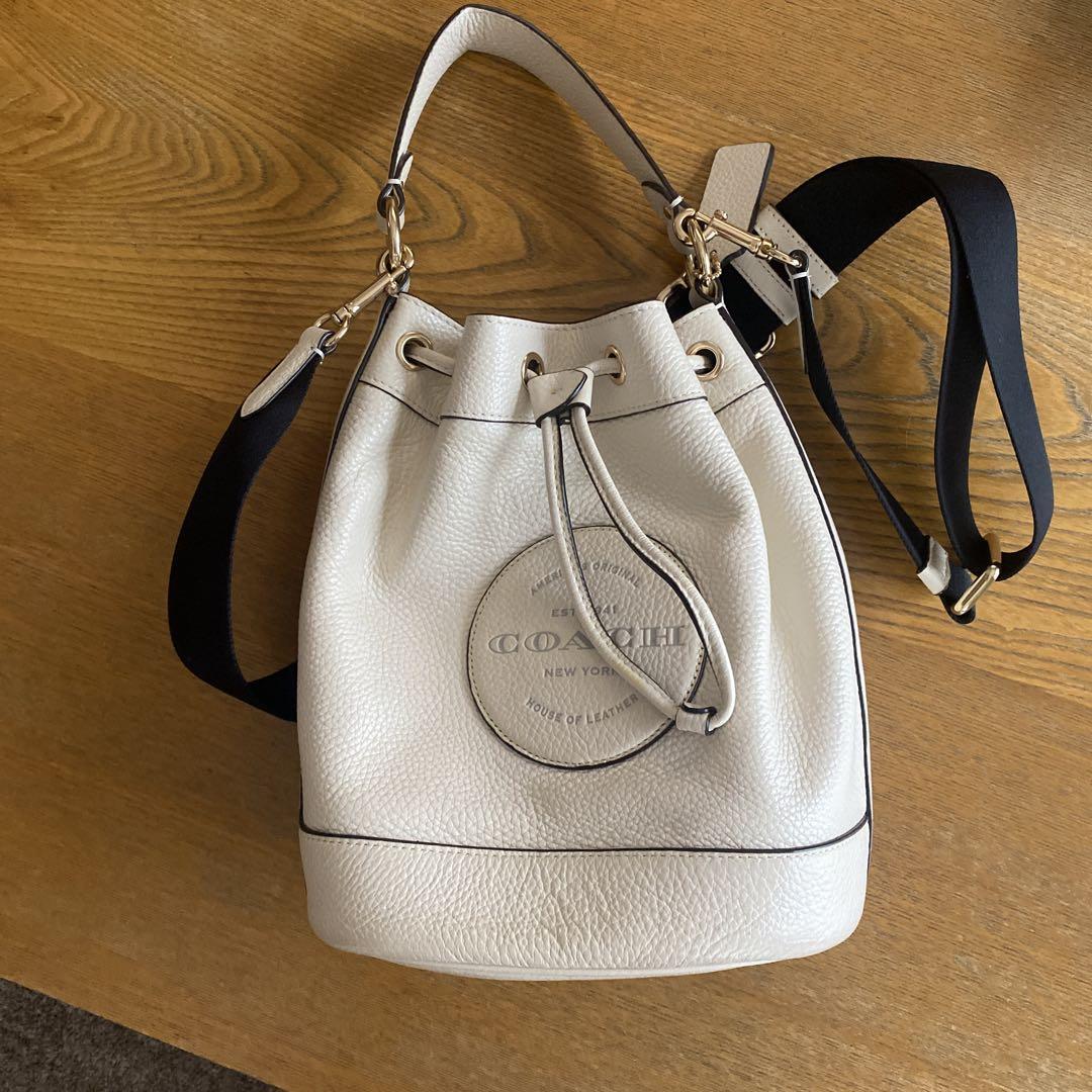 COACH バケツ型ショルダーバッグ ホワイト