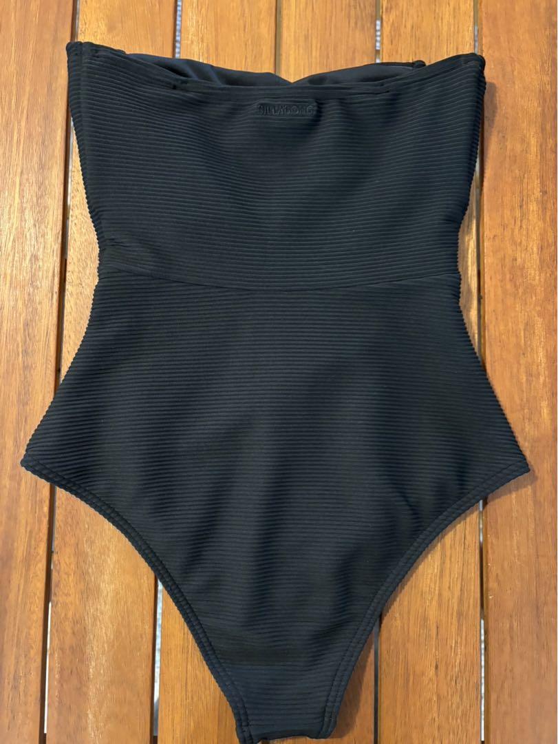 ✨未使用タグ付き✨Billabong大人気タイプ　ワンピース　水着