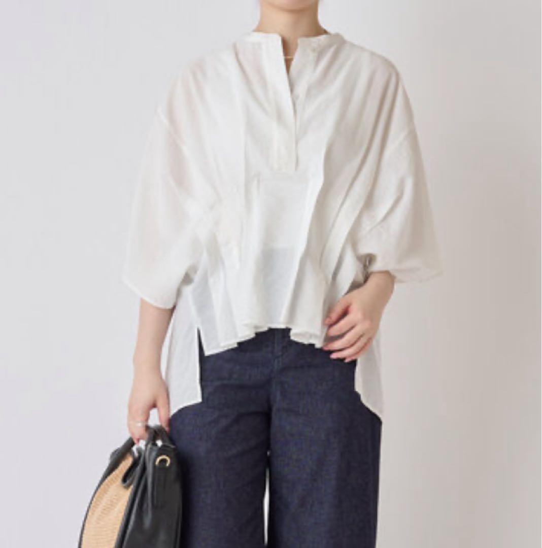 ビアズリー　ホワイト Vネック シャツ