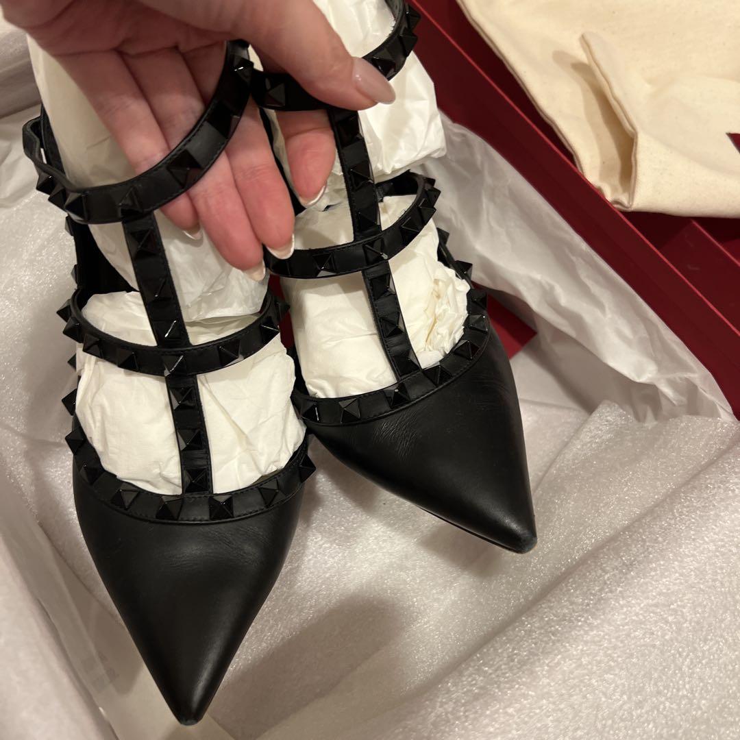 ヴァレンティノ パンプス