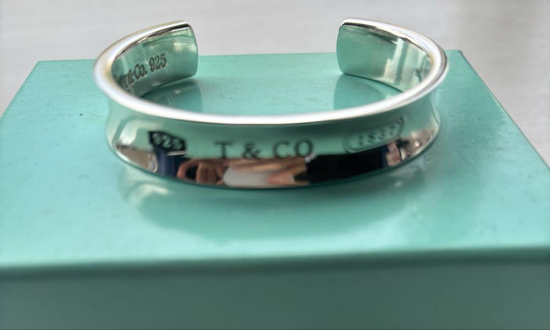 Tiffany ティファニー　ナローバングル