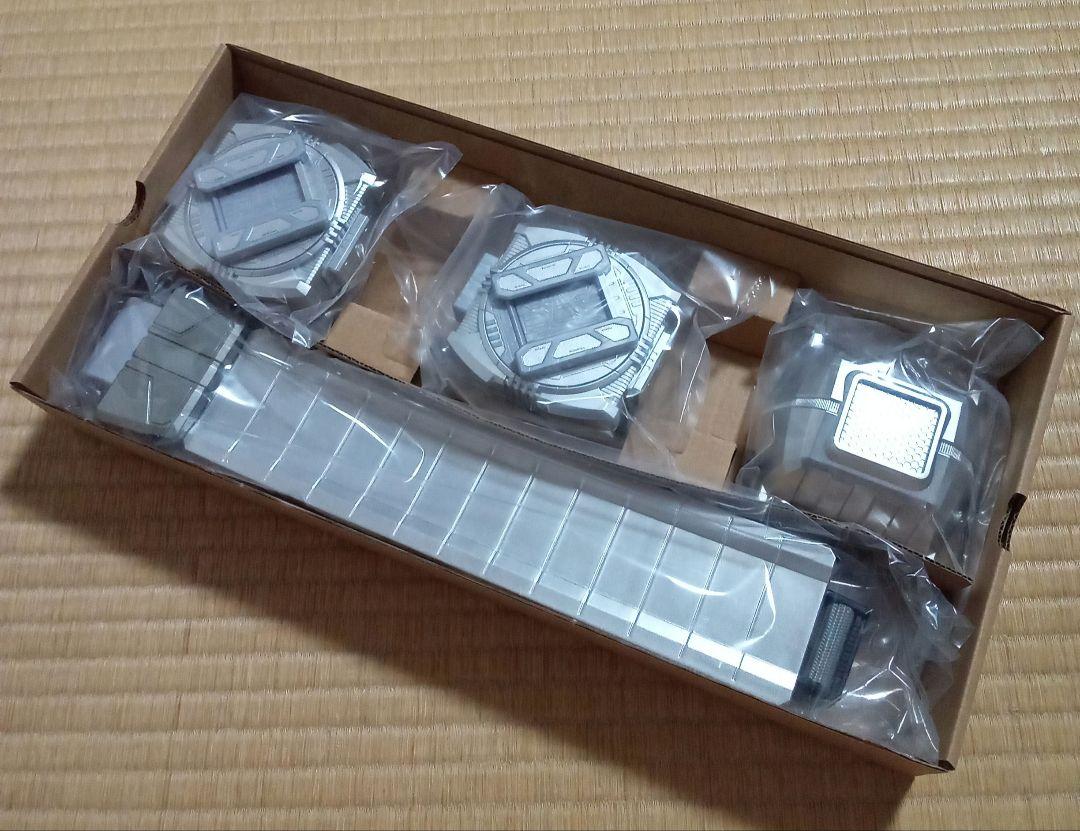 仮面ライダーギーツ デザイアドライバーハイスペックベルト レイズバックルホルダー