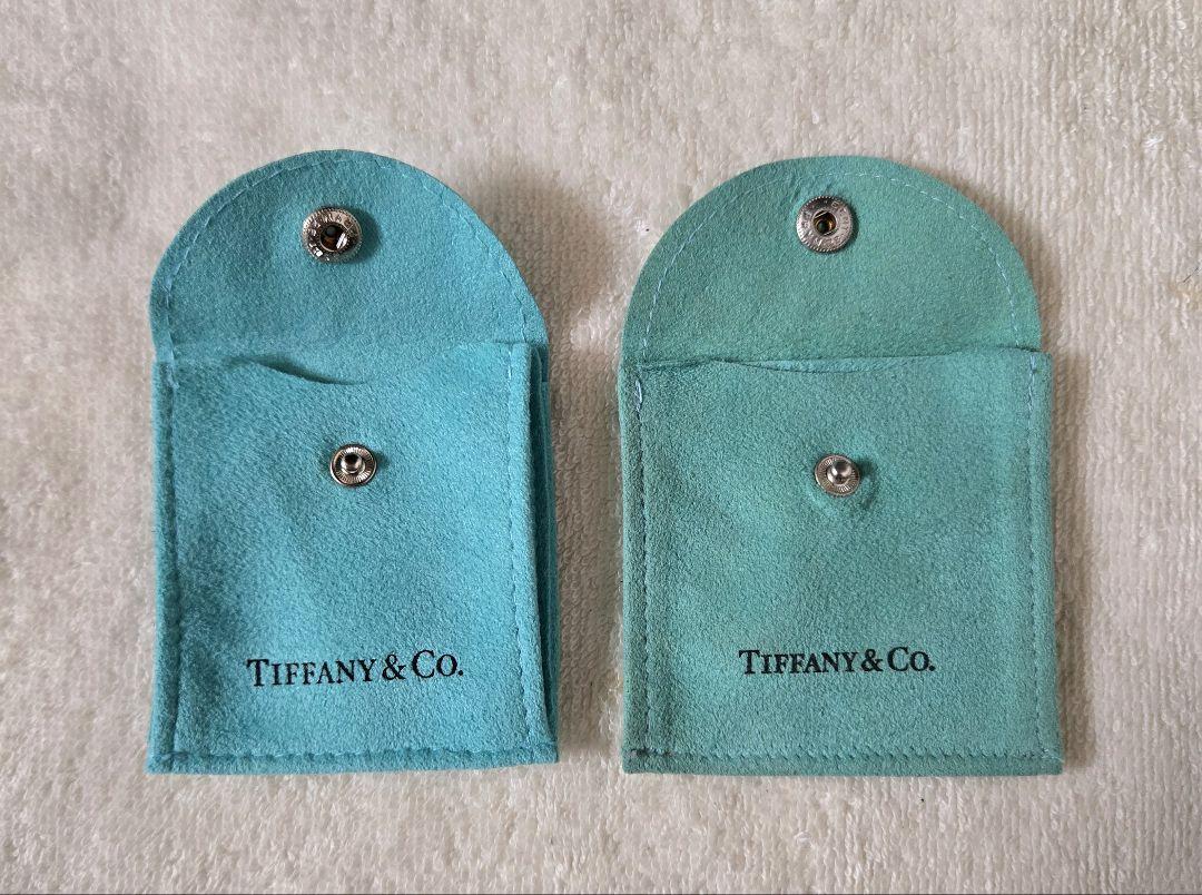 ブランドのギフト ティファニー 巾着袋 ポーチ ボタン式 Tiffany 2個セット - メルカリ ラッピング・包装