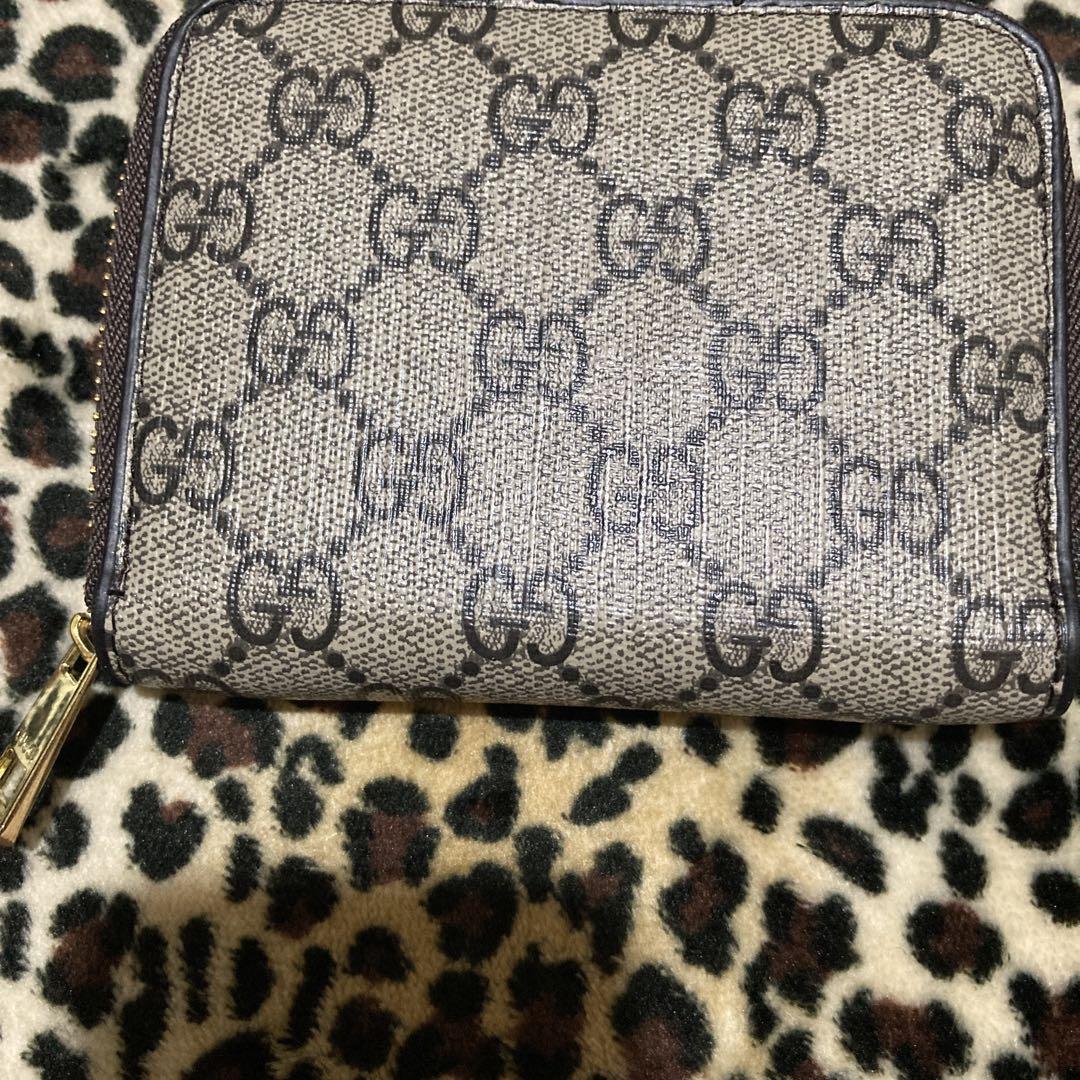 GUCCI GGパターン 二つ折り財布 - メルカリ