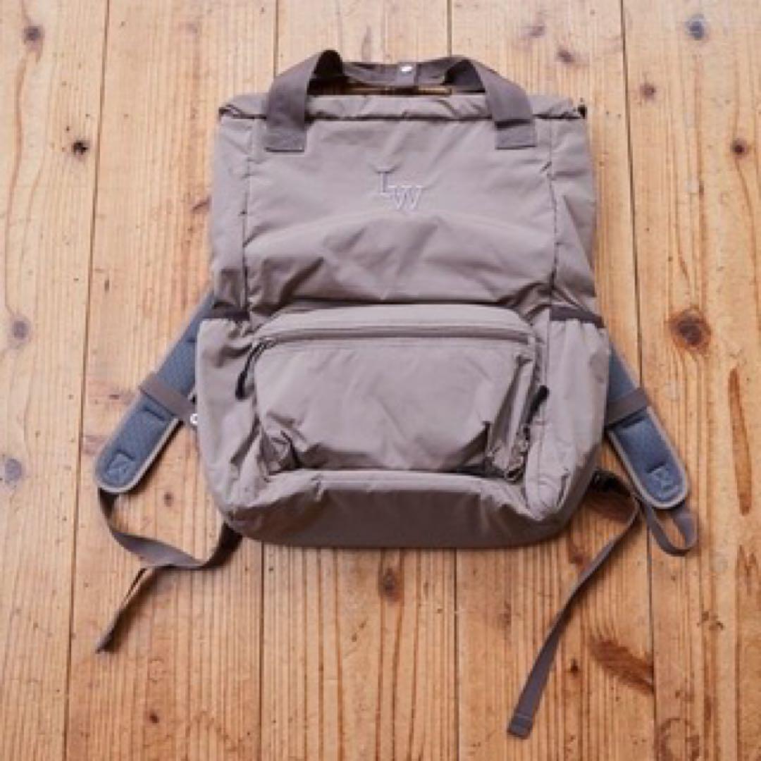 新品⭐︎リトルウィークエンド　リュック リトルウィークエンド リュック - バッグ正規 品