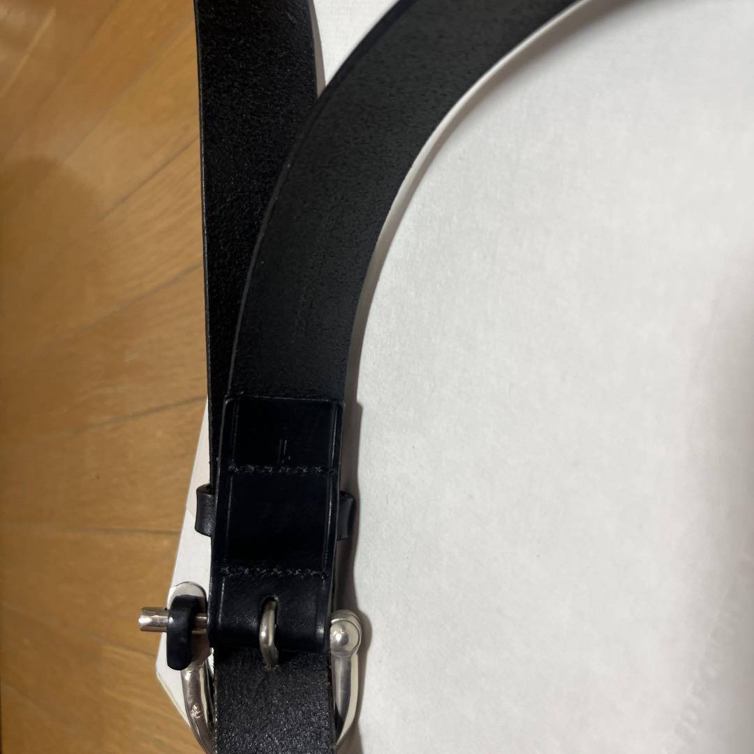 黒　レザーベルト シルバーバックル付き　エドロバートジャドソン