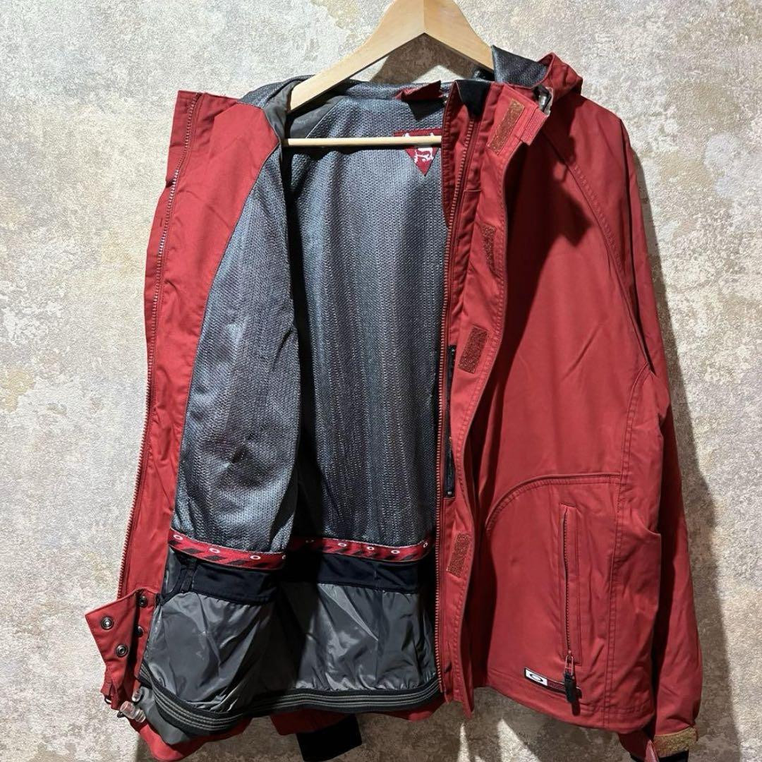 OAKLEY オークリー マウンテンパーカー