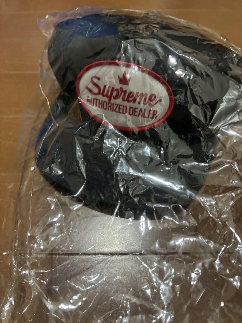 Supreme AUTHORIZED DEALER ベースボールキャップ