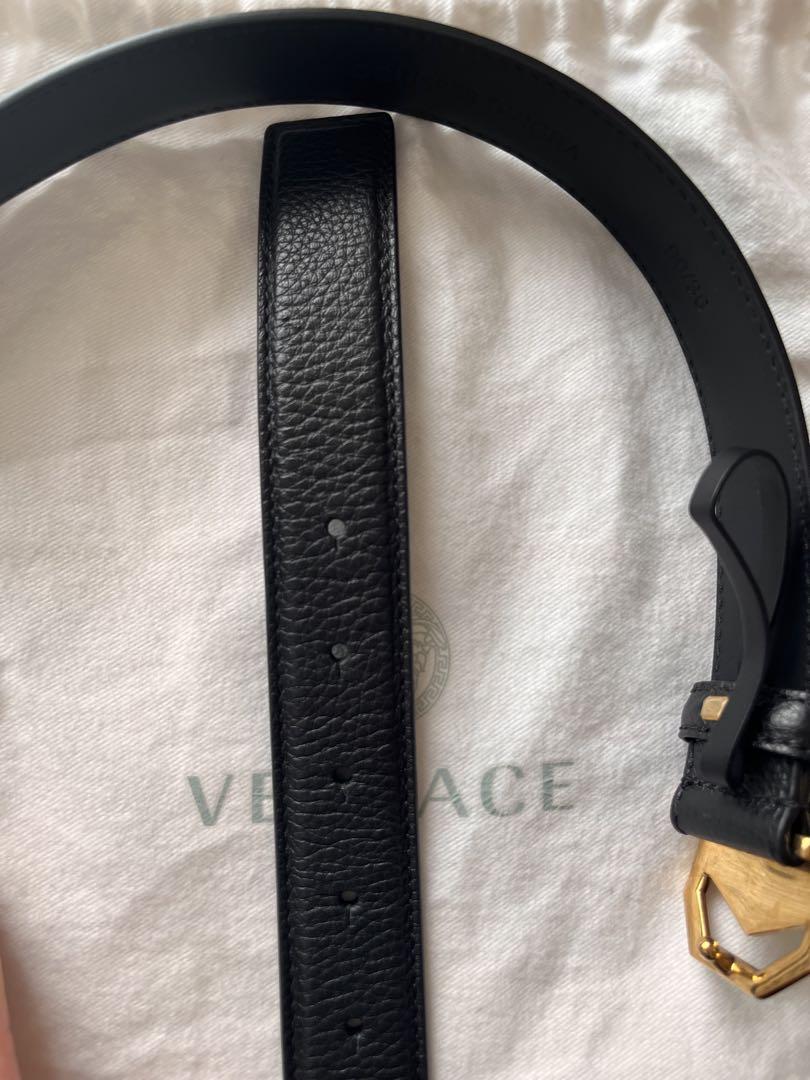 美品！VERSACE黒レザー ベルト　メデューサ　金色　ゴールド　90/36