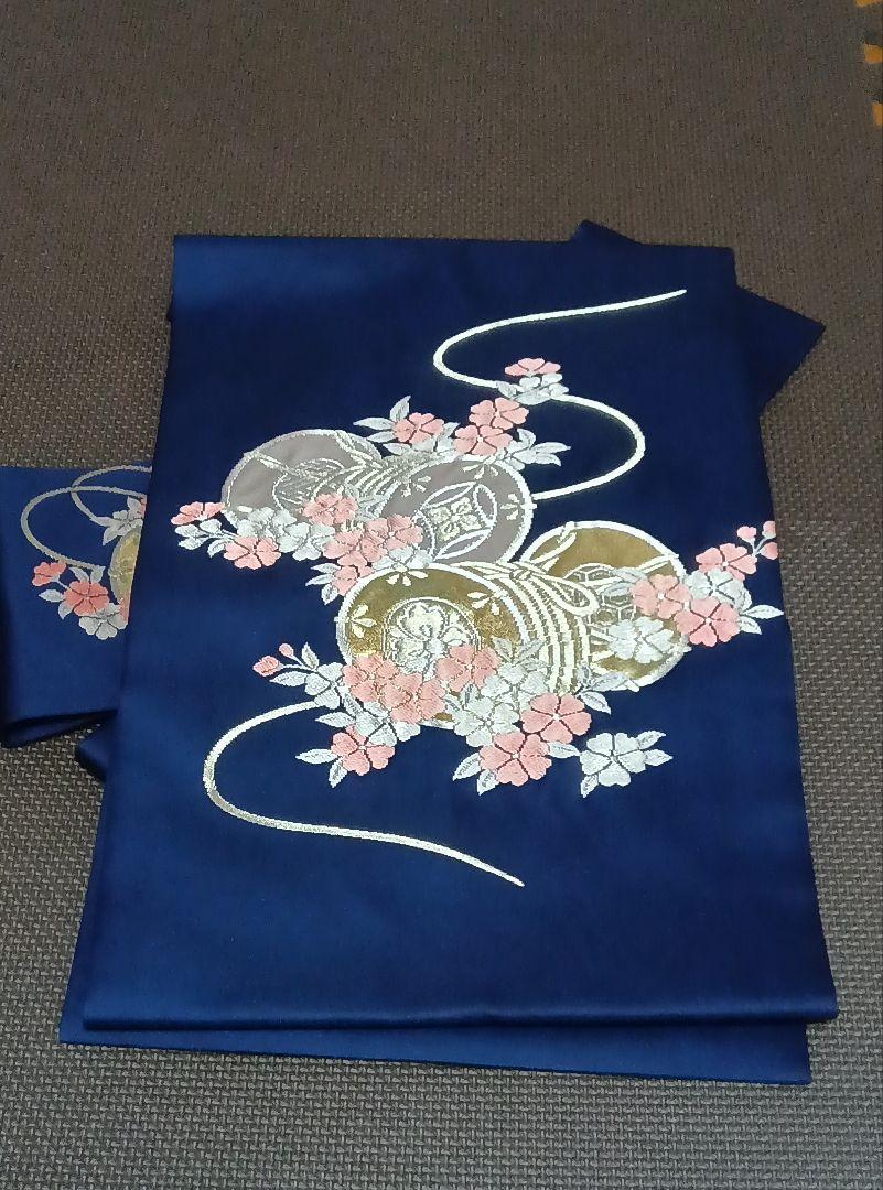 まるぷー、名古屋帯 花柄 刺繍 淡い水色　夏帯 名古屋帯 夏帯 紺色 花柄刺繍 - メルカリ