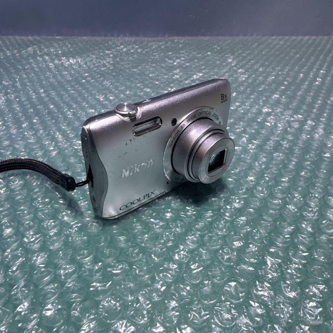COOLPIX S3700 シルバー デジカメ