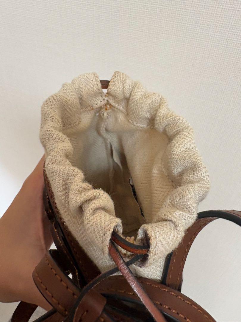 loewe ロエベ　アナグラムカットアウトポケット　バッグ
