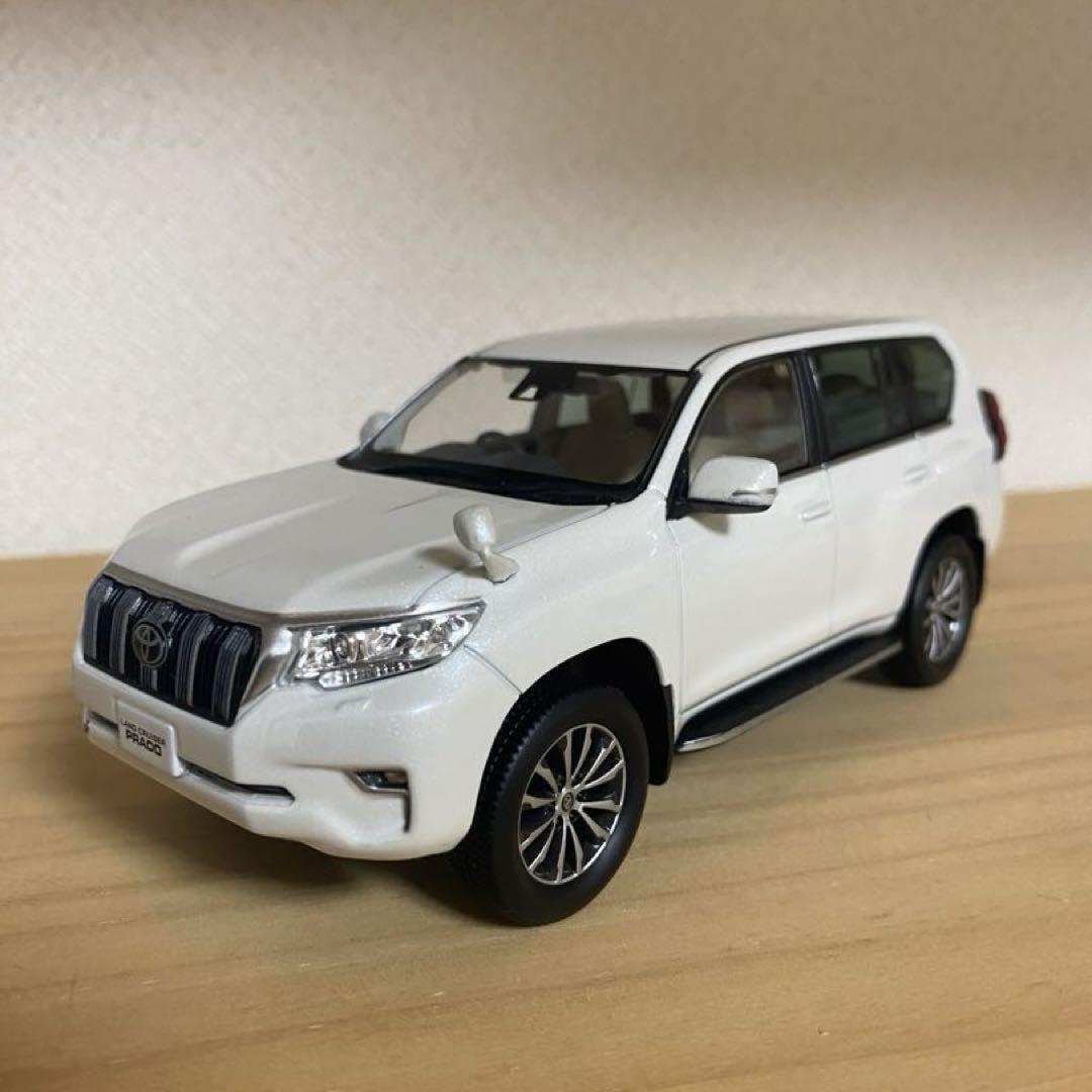 ランドクルーザー プラド 非売品ミニカー ランクル 070 - メルカリ