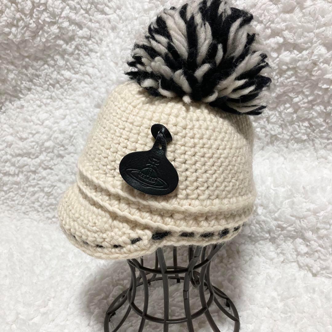 ヴィヴィアンウエストウッド　ニット帽　VivienneWestwood　ボンボン ヴィヴィアンウエストウッド ニット帽 耳当て付き ボーダ