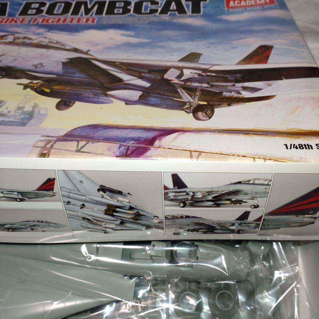 F-14A BOMBCAT 1/48 ACADEMY