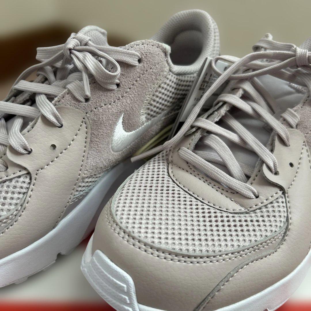 NIKE Air Max ウィメンズ マックスエクシー