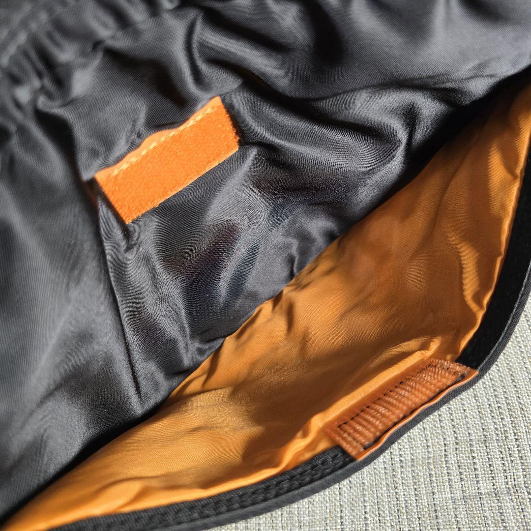 未使用に近い　PORTER　タンカー　オーバル　ショルダーバッグ　ハーフムーン
