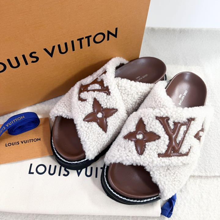 大人気定番商品 LV ルイヴィトンサンダル ホワイト美品 - サンダル 国産 サンダル Vuitton ルイヴィトン 【ドンドン様ご専用】Louis サンダル
