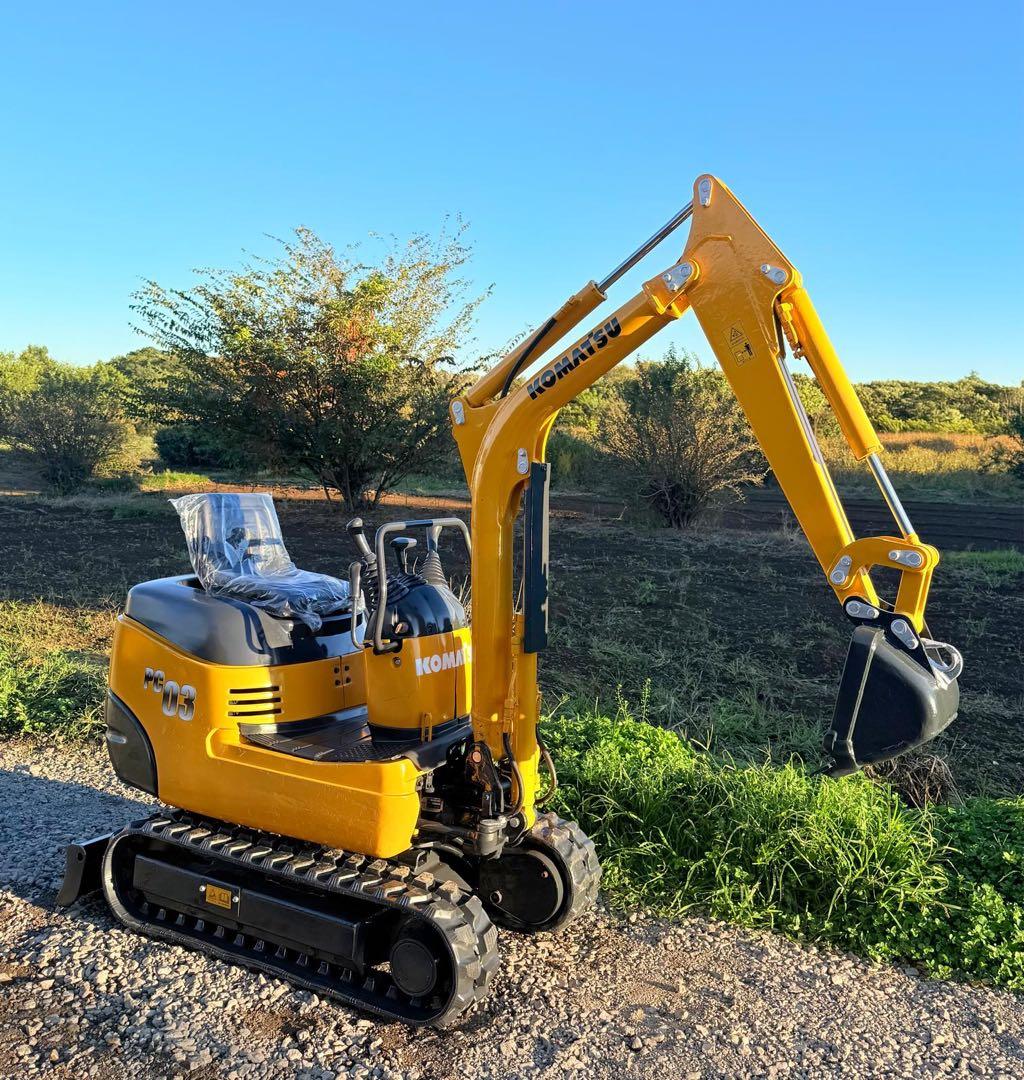 コマツ・PC03-2F（SV08）851時間・ミニユンボ・0.8トン・新品シート