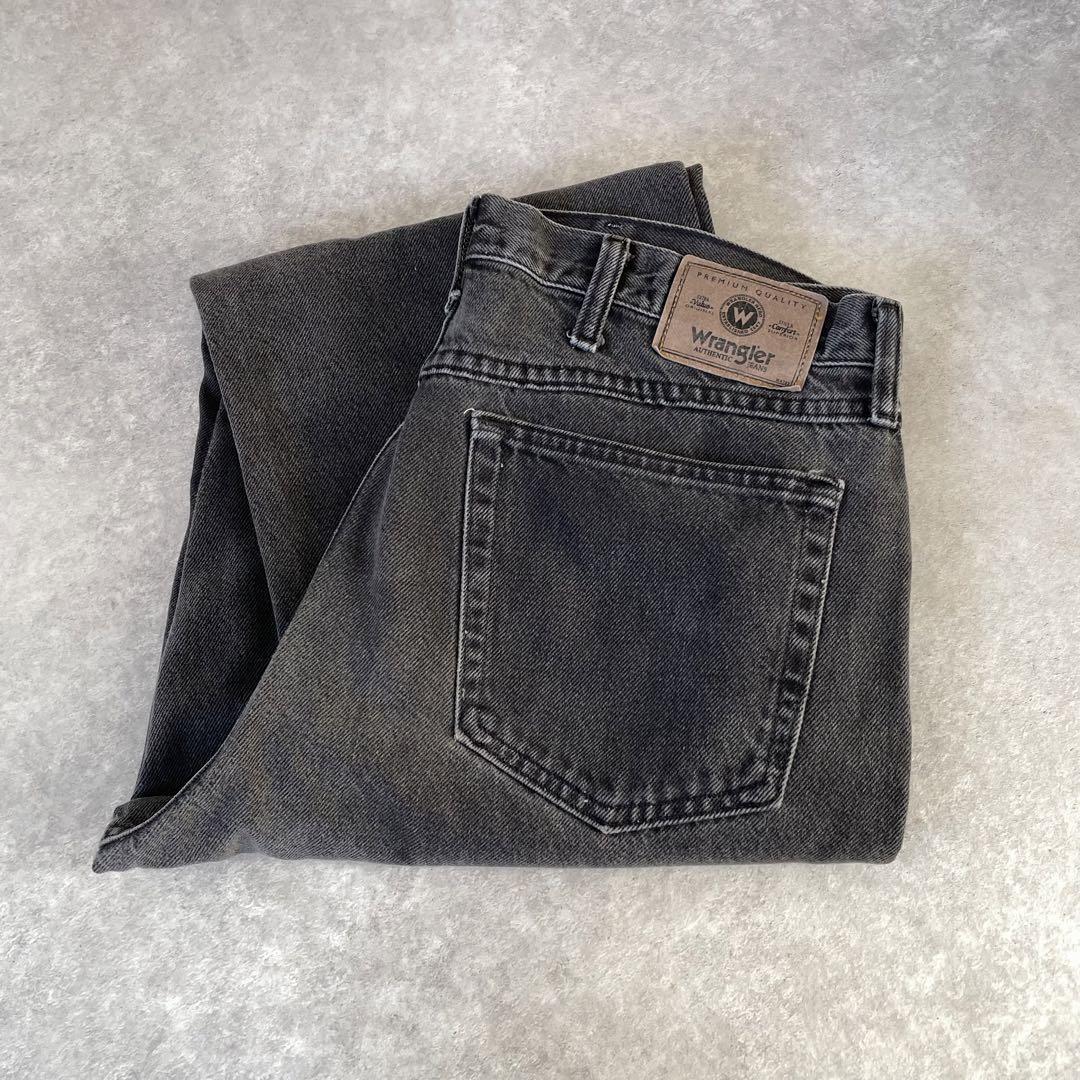 Wrangler ブラックデニム 生地柔らかめ 34×34 ゆるダボ
