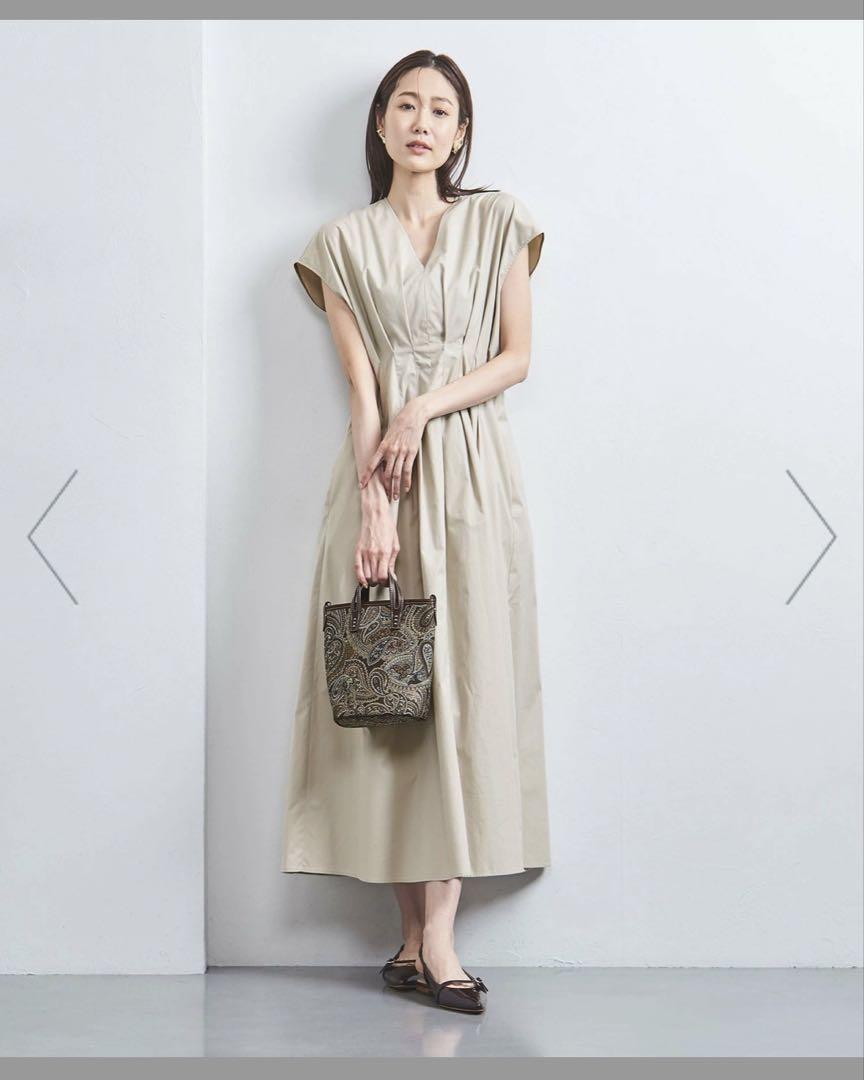 ユナイテッドアローズ　タック Vネック ロングワンピース UNITED ARROWS（ユナイテッドアローズ）の「タック Vネック