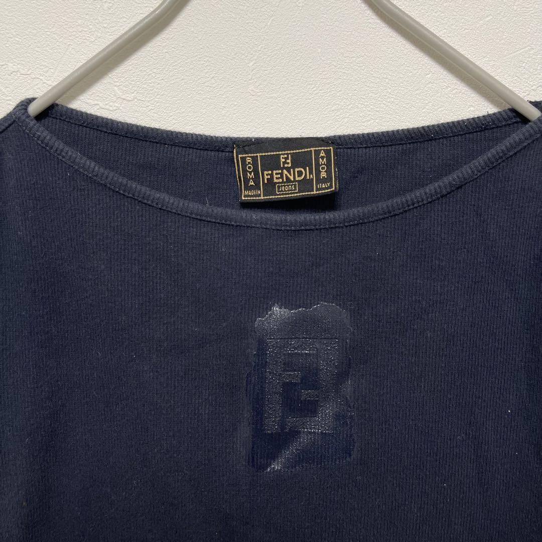 FENDIカットソー　レディースTシャツ　ロゴブラック トップス