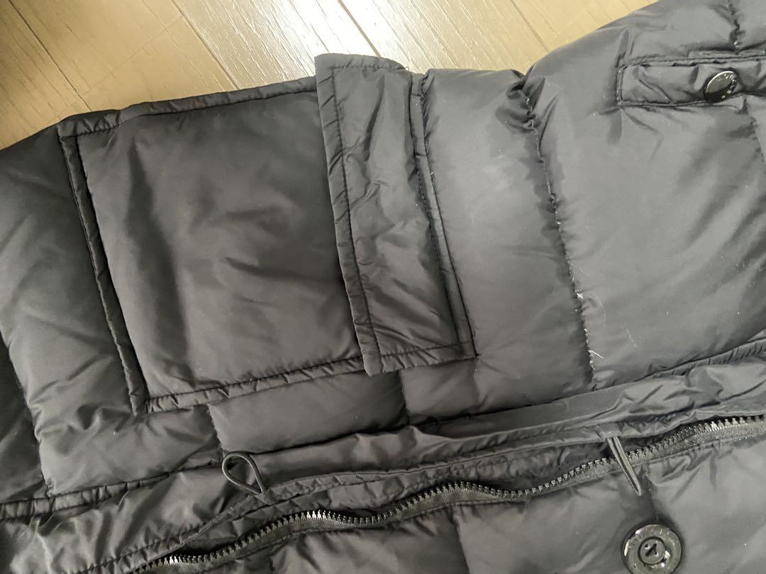 専用 MONCLER レディース　ファー付き黒ダウンジャケット