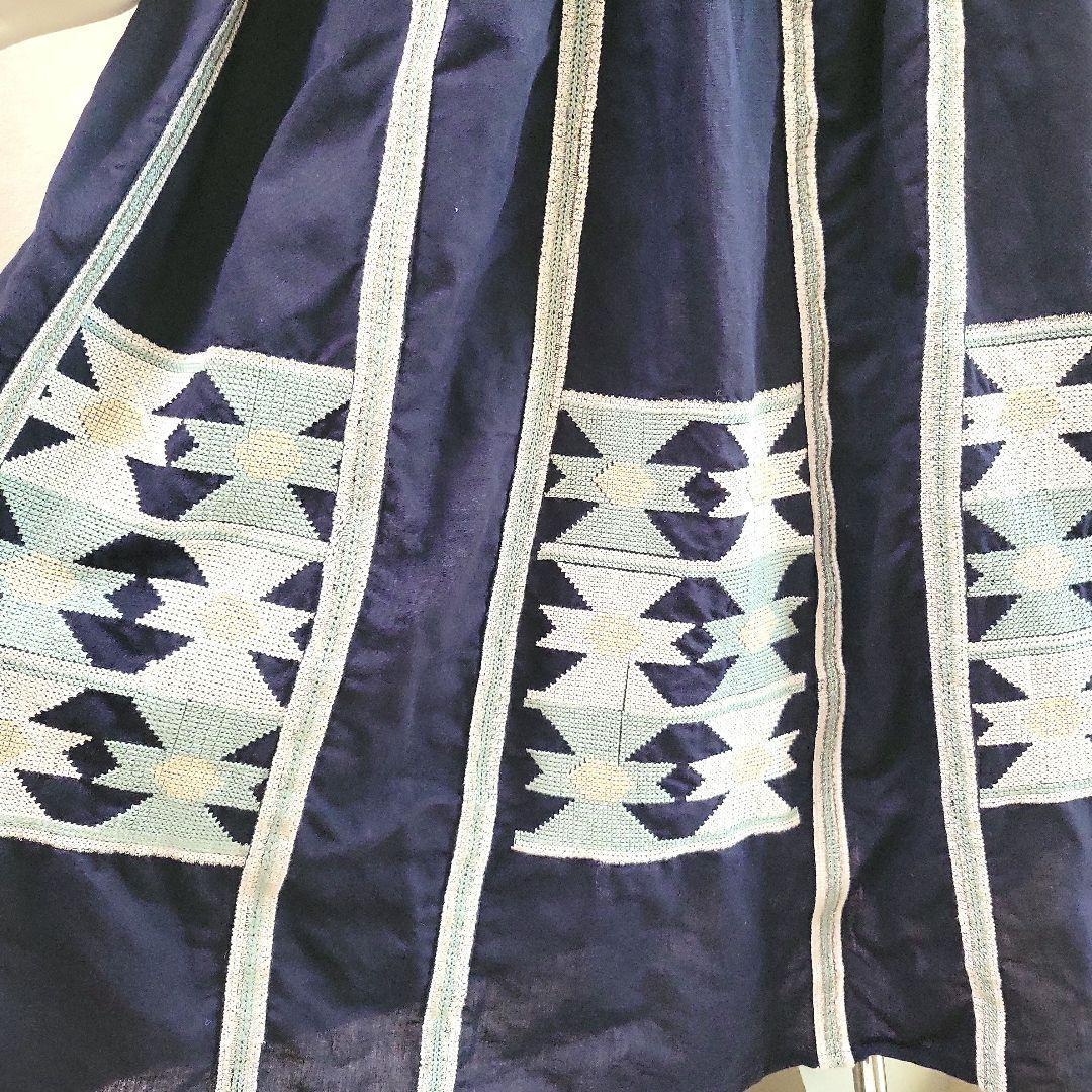 Sara mallika サラマリカ】エンブロイダリー刺繍ワンピース ネイビー