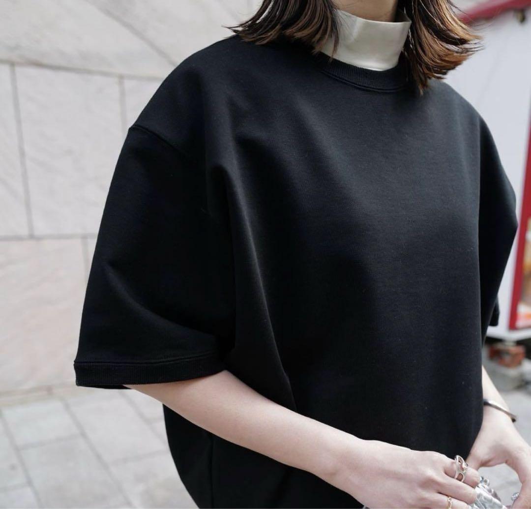 新品　MACHATT  バックオープンハイネックTシャツ