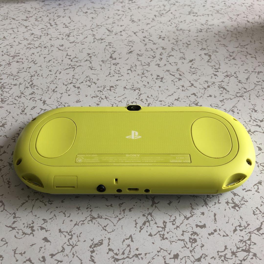 PS Vita PCH-2000 32GBメモリ有