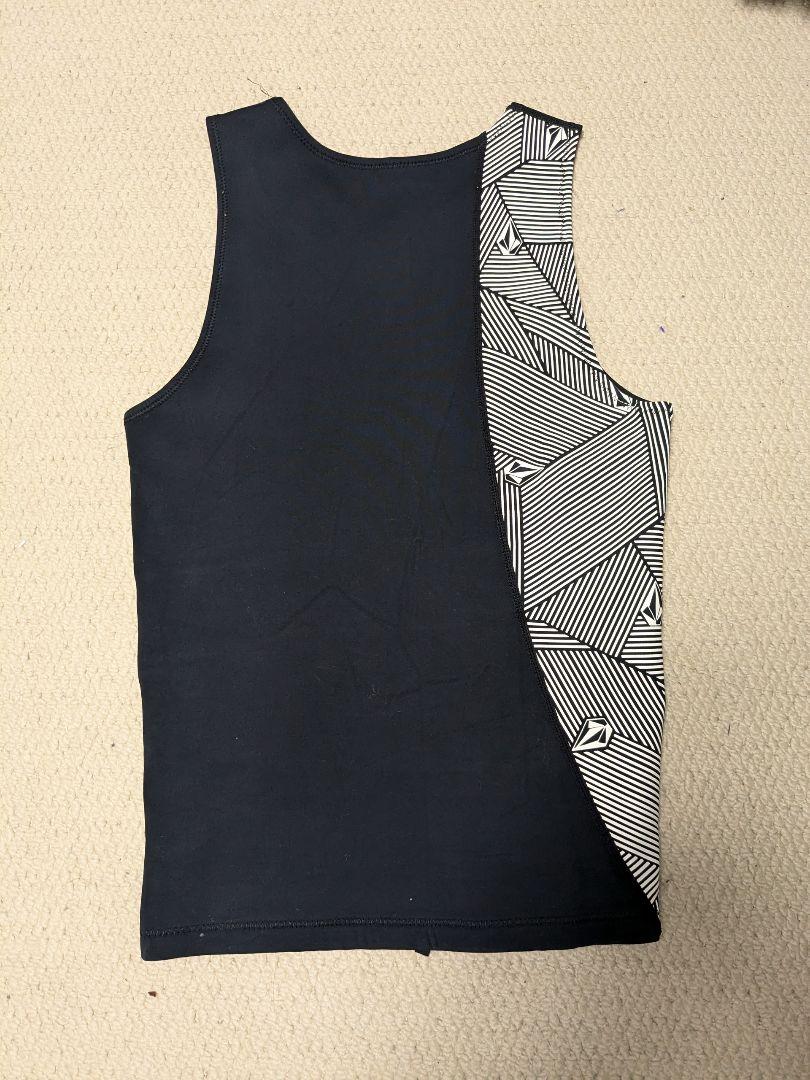 サーフィンタッパー (ベスト)ボルコム VOLCOM 中古品