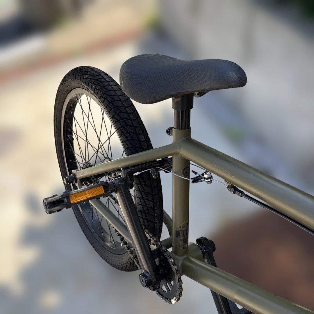ダーカスワン20インチ BMX 中古