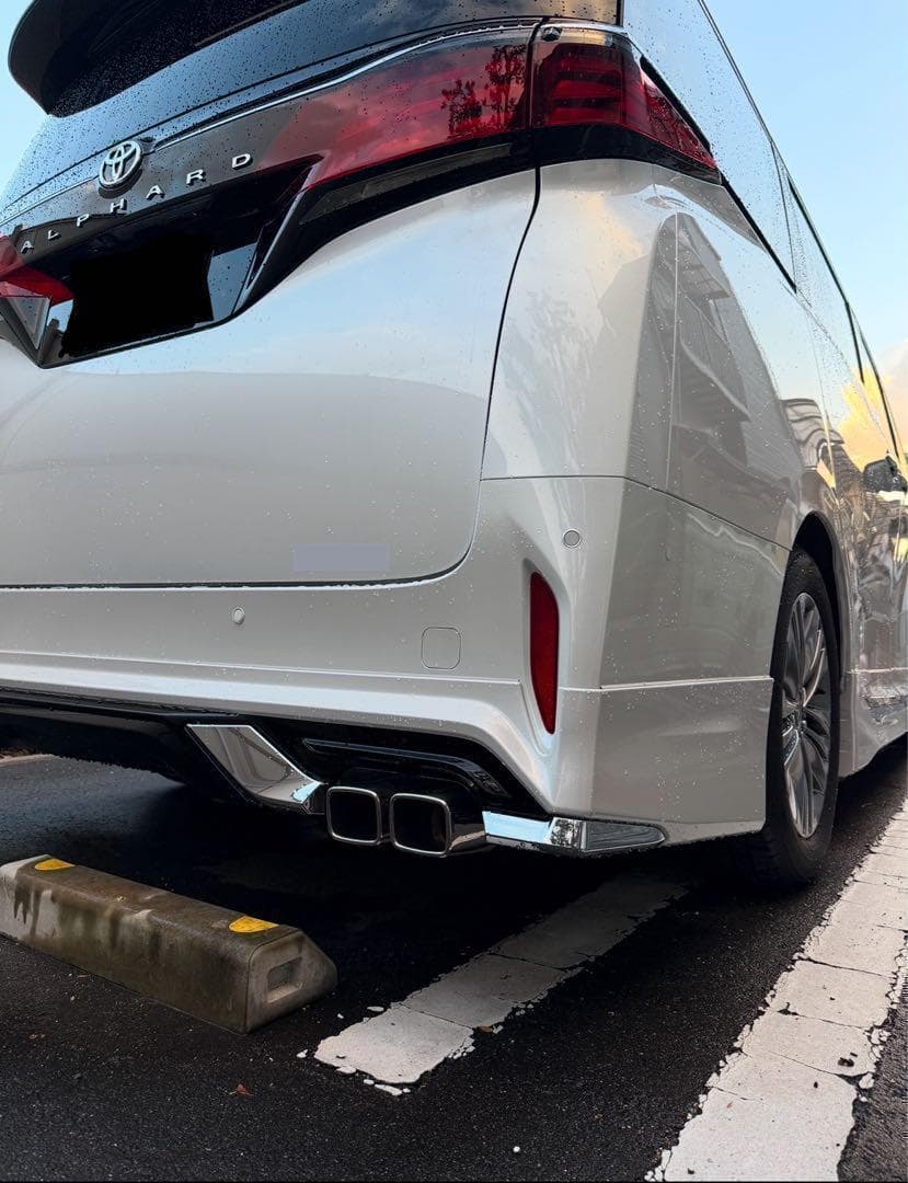 シルバー　40系アルファード　マフラーカッター　モデリスタへ装着可　ダブルヘッド