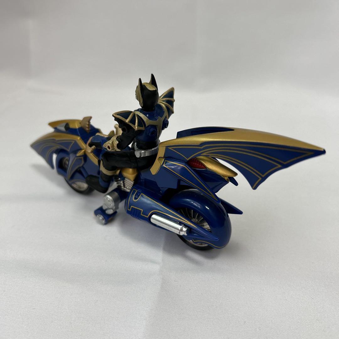 仮面ライダー龍騎　疾風の翼　ダークグレイダーラジコン 仮面ライダー龍騎 疾風の翼 ダークレイダー(バンダイ) - メルカリ