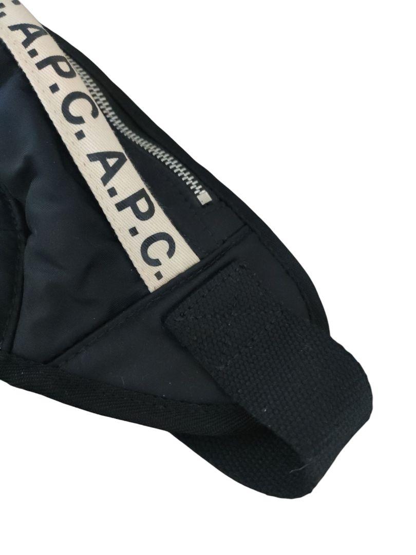 A.P.C.★【極美品】 ブラック ボディバッグ