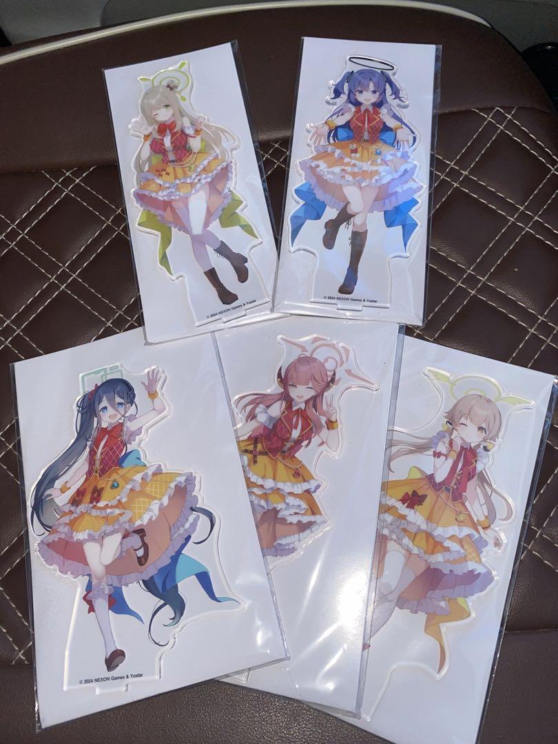ブルーアーカイブ×ファミリーマートドデカミンコラボアクリル