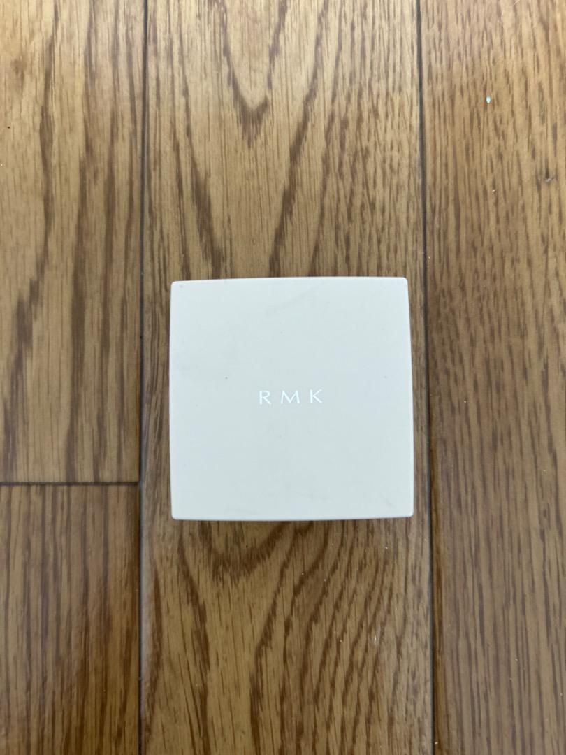 RMK フローレスカバーコンシーラーケース
