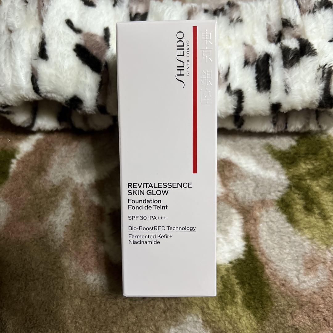 SHISEIDO エッセンスグロウファンデーション【140 Porcelain】