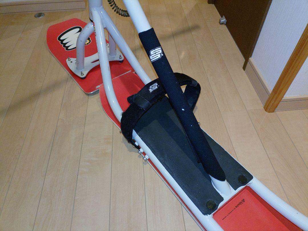 ONE SNOWSCOOT